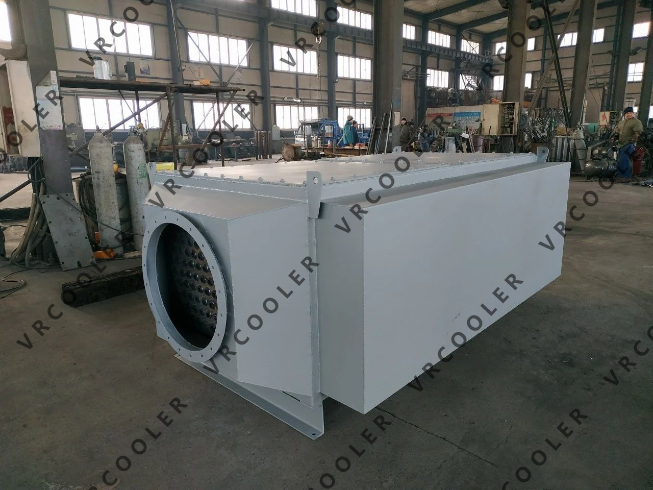 Waste heat recovery device at the tail of natural gas boiler